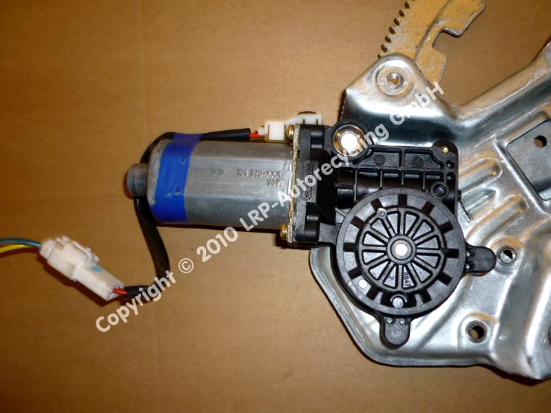 FENSTERHEBER VR EL.; Fensterheber Motor VR; COROLLA (E11,AB´97); TYP E11 04/97-02/02; 8571012220;